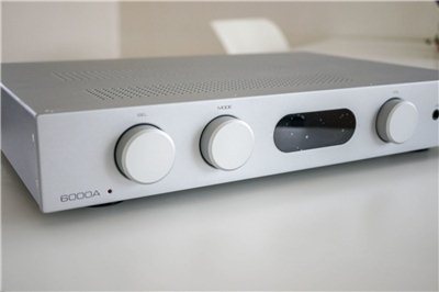 audiolab-6000a-10-1536x1021