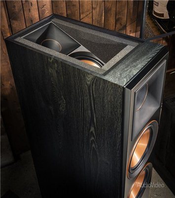 klipsch_reference_premiere_atmos_lifestyle_21-e1556049890381