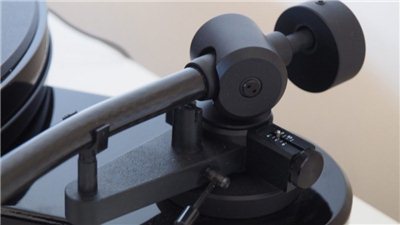 pro-ject-rpm-3-carbon-4-2-920x518